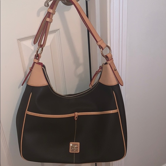 Dooney & Bourke Handbags - Purse Dooney & Bourke Handbags - Purse